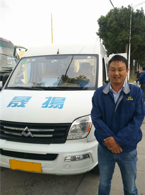 “曹隊長”率領(lǐng)上汽大通V80車隊，創(chuàng)下“30多萬公里無大修”紀錄